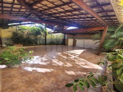 Casa para Venda, em Uberaba, bairro So Benedito, 4 dormitrios, 3 banheiros, 2 sutes, 4 vagas